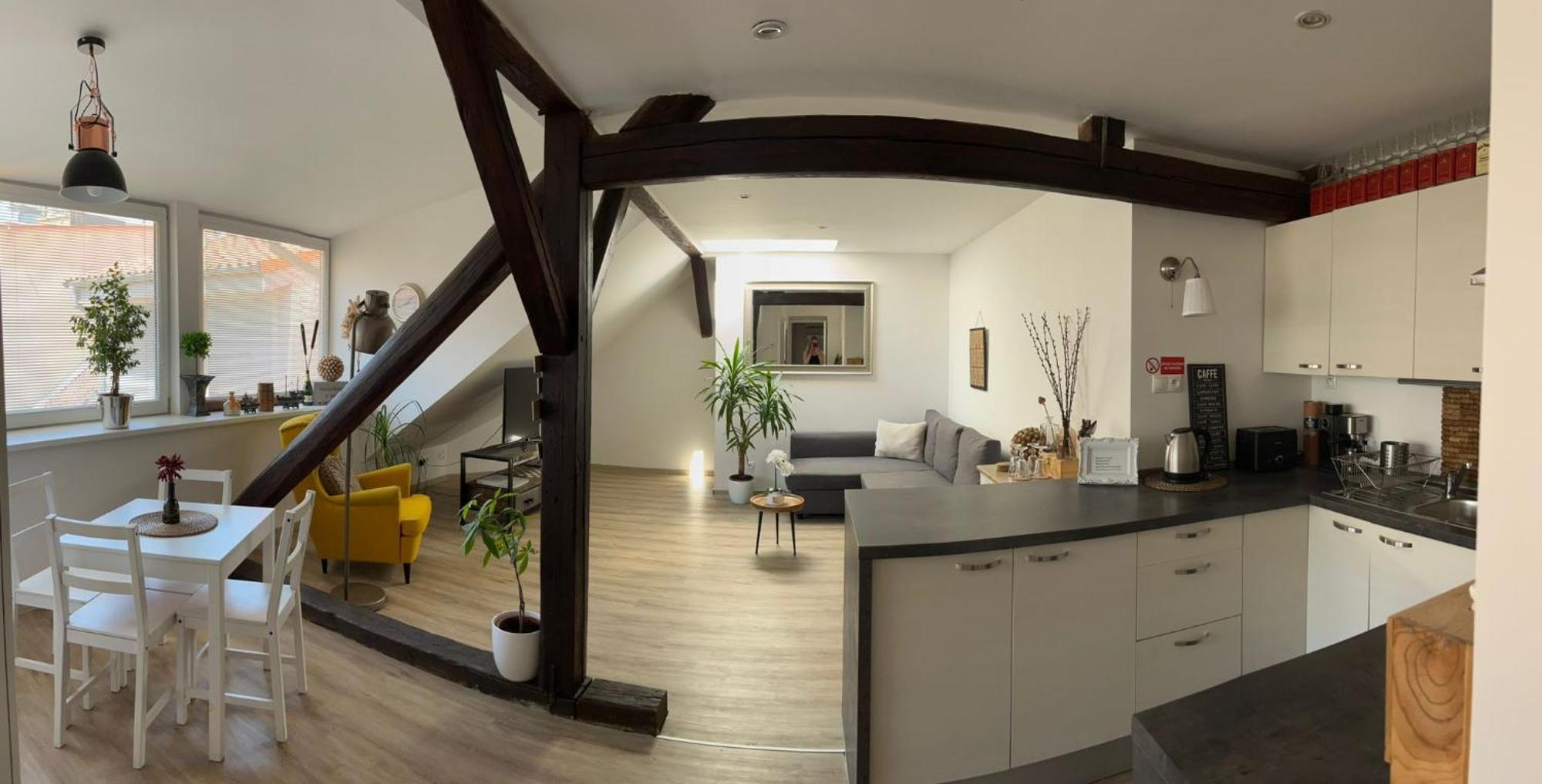 Vip Apartment In Old Town With Free Parking Bratislava Luaran gambar
