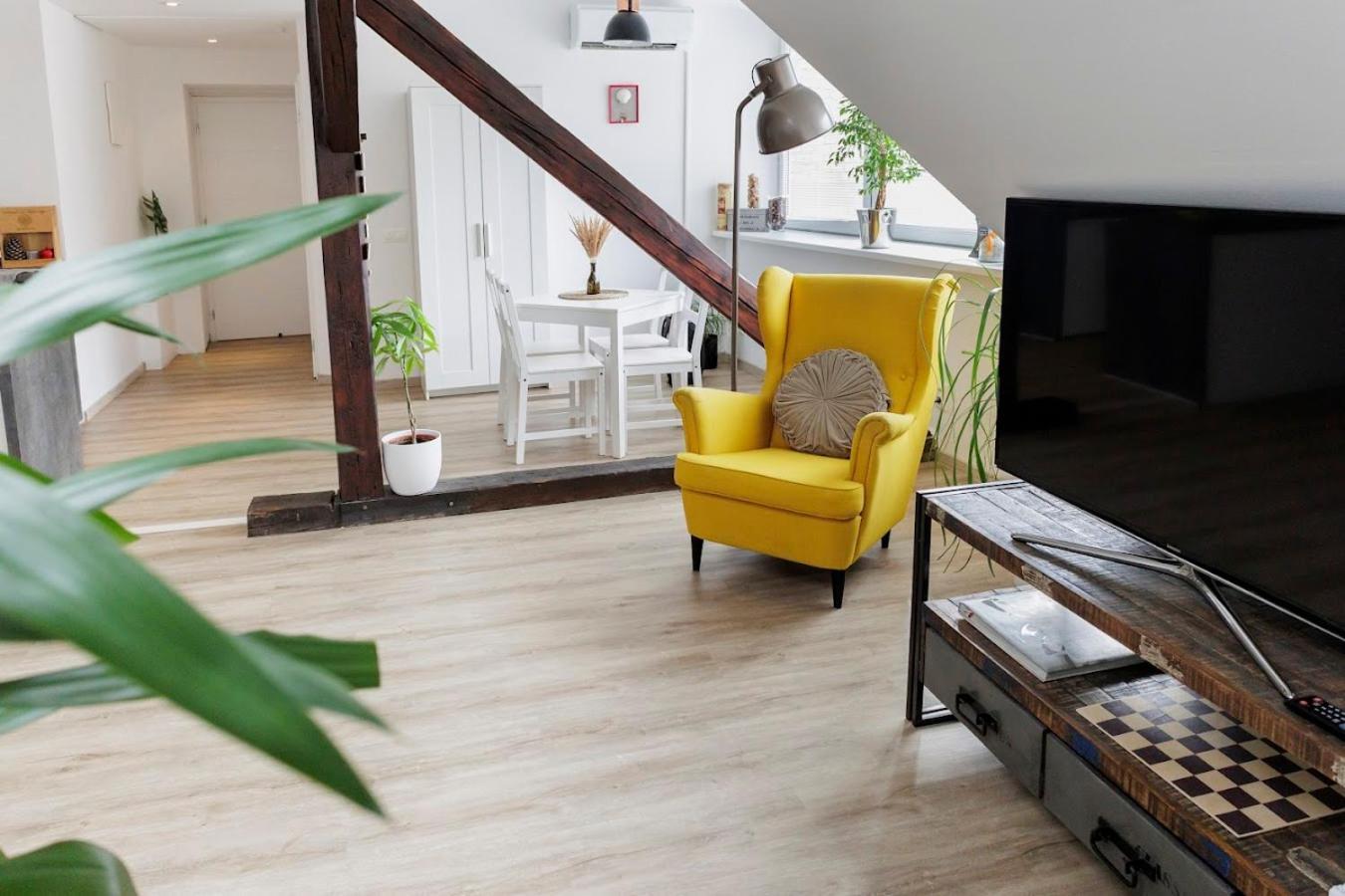 Vip Apartment In Old Town With Free Parking Bratislava Luaran gambar