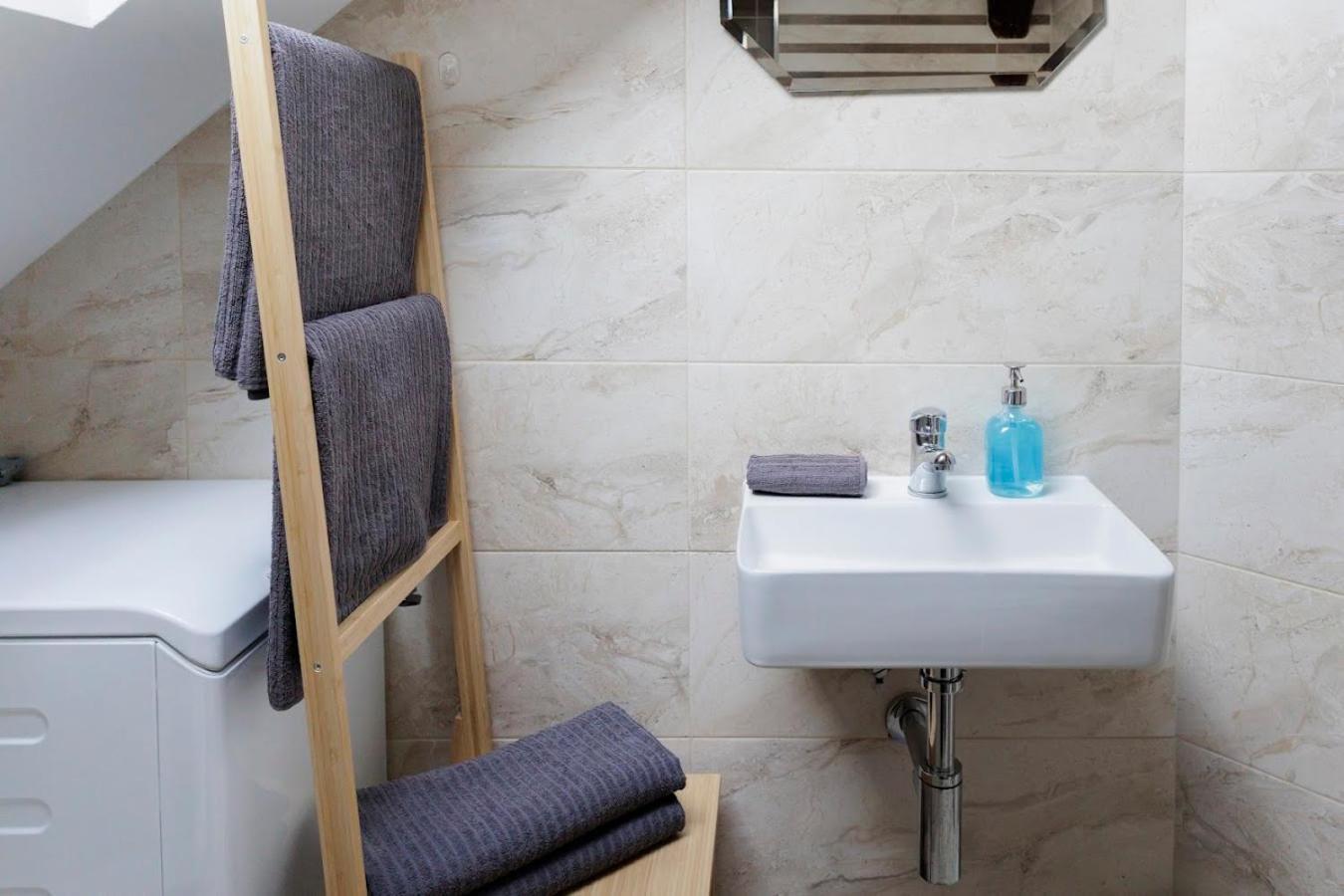 Vip Apartment In Old Town With Free Parking Bratislava Luaran gambar