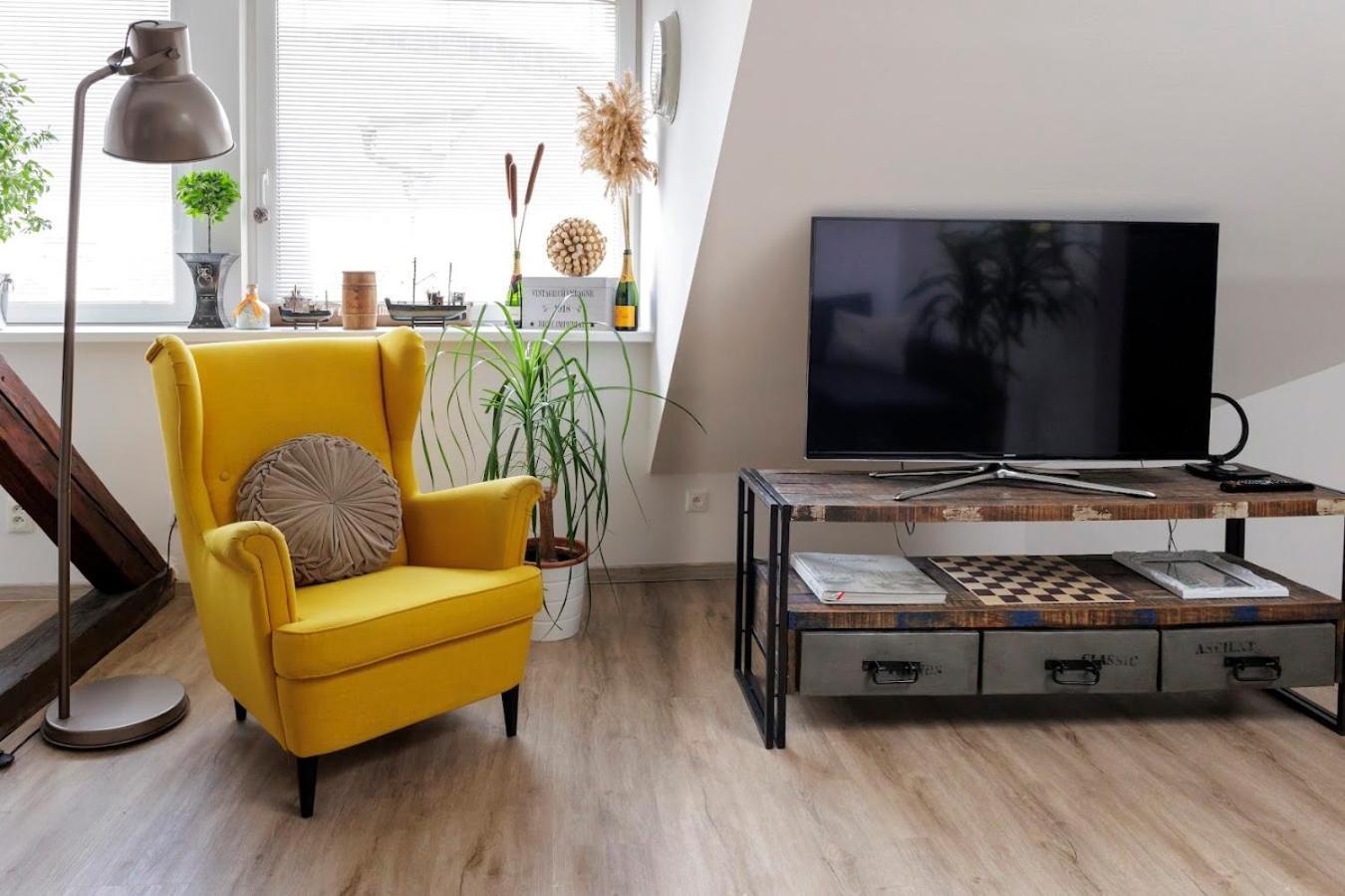 Vip Apartment In Old Town With Free Parking Bratislava Luaran gambar