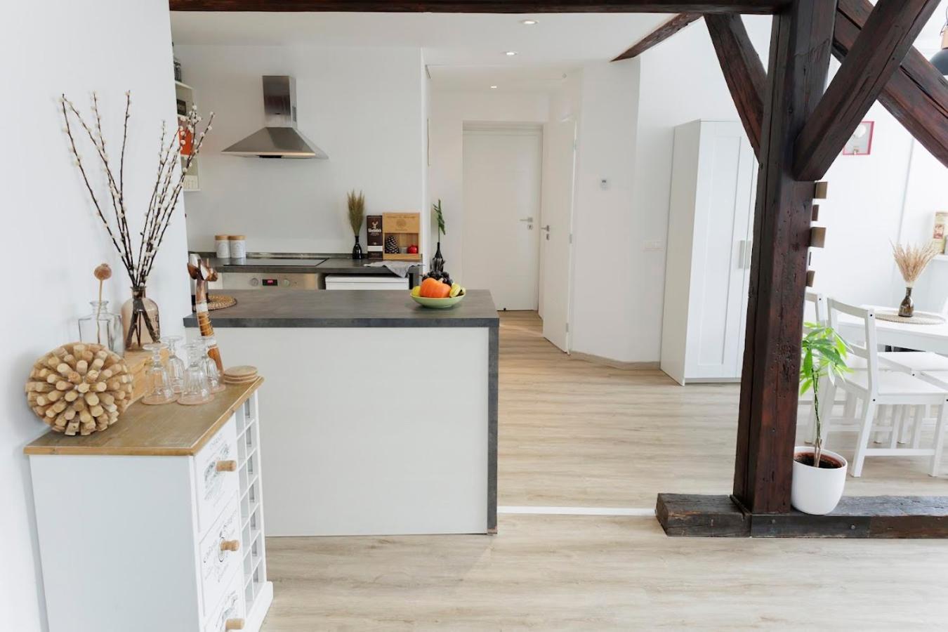 Vip Apartment In Old Town With Free Parking Bratislava Luaran gambar